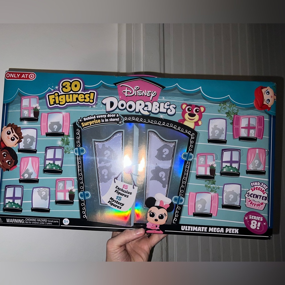 Disney Doorables Ult Mega Peek 30 pk Series 8 Target Exclusive Factory Sealed